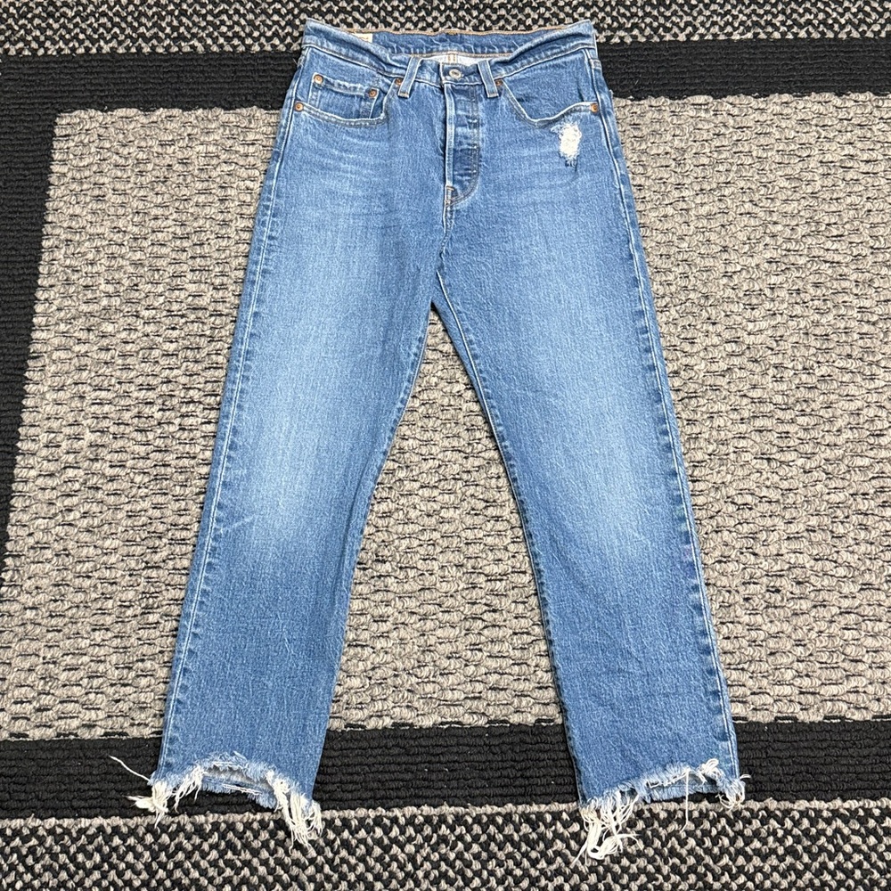 Levi’s 501 Original Jeans Women’s 26 Button Fly Raw Hem Straight Cropped Denim